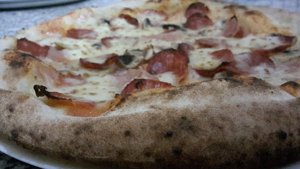 Foto 4 di Enchante Bar Pizzeria