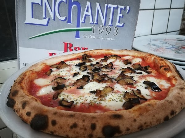 Enchante Bar Pizzeria, San Prisco