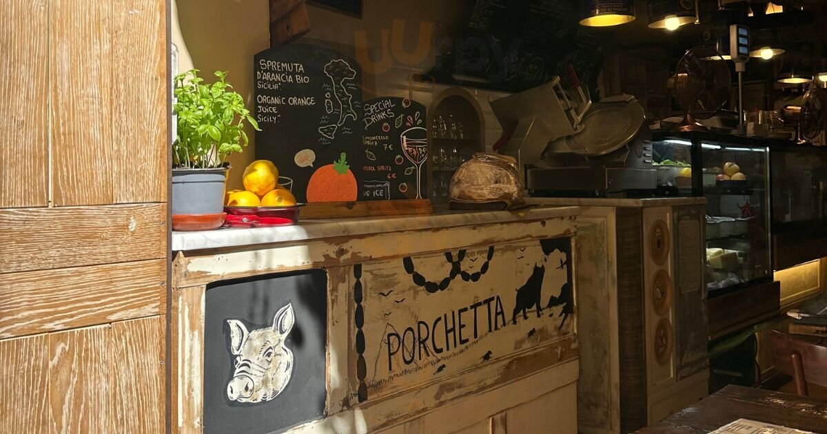 Prosciutteria Cantina Dei Papi - Trevi 2, Roma