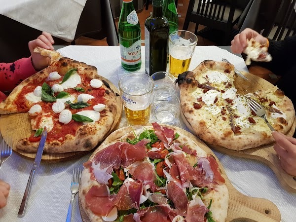 Ristorante Pizzeria Caruso Bologna Menu prezzi valutazione