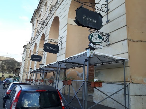 La Scuderia, Terracina