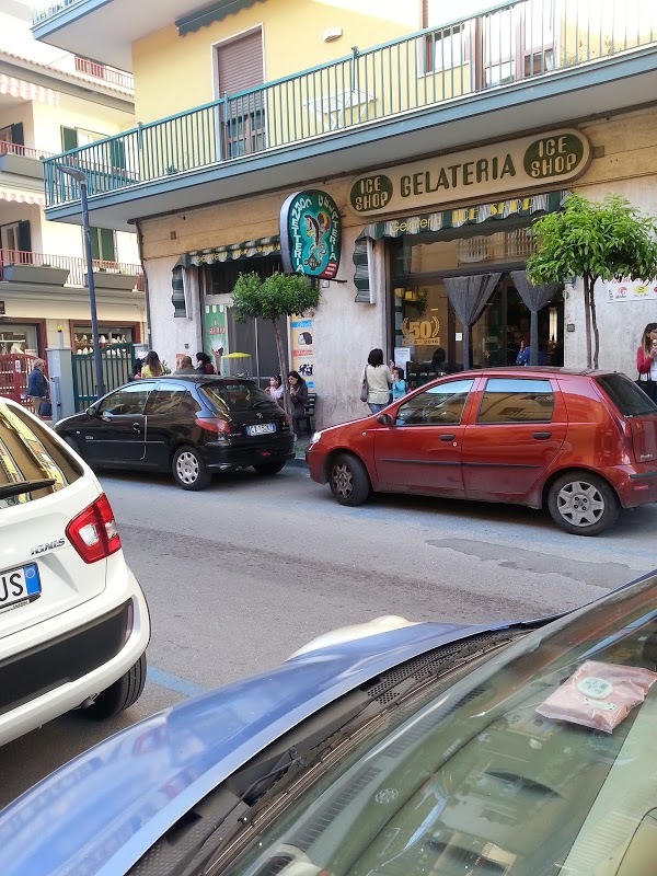 Gelateria Ice Shop, Mercato San Severino