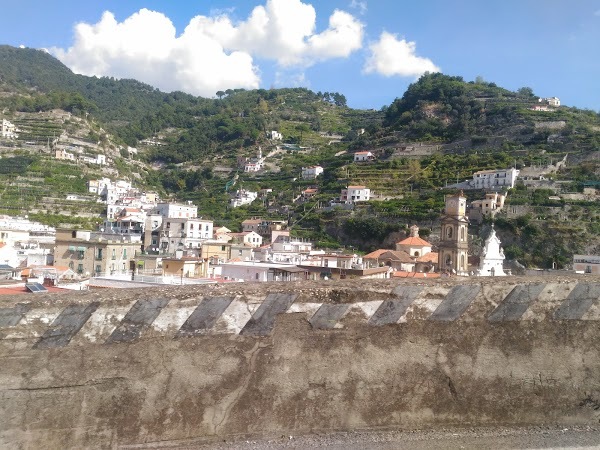 Rocce Rosse, Salerno