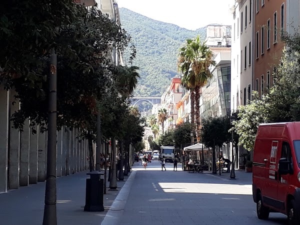 Bar Varese, Salerno