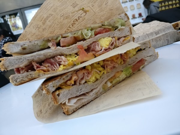 Foto di Capatoast Toasteria Take Away Napoli Fuorigrotta - 9/10