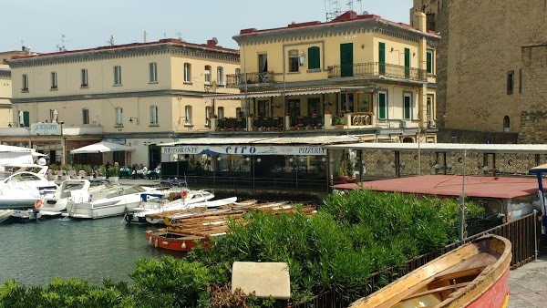 Trattoria Castel Dell Ovo Napoli Menu prezzi valutazione del