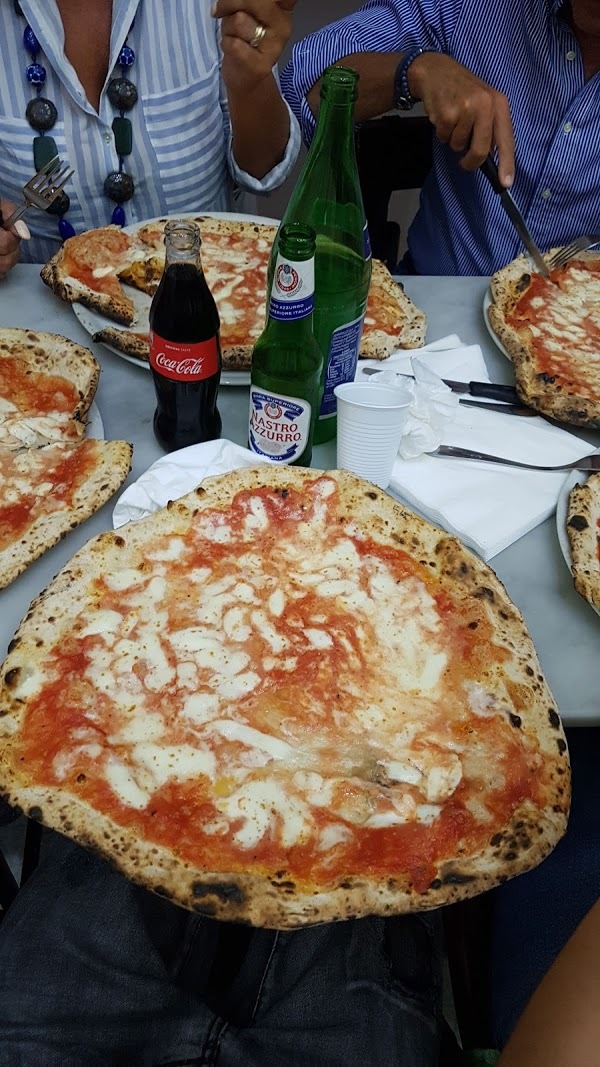 Foto di Pizzeria Da Michele Napoli