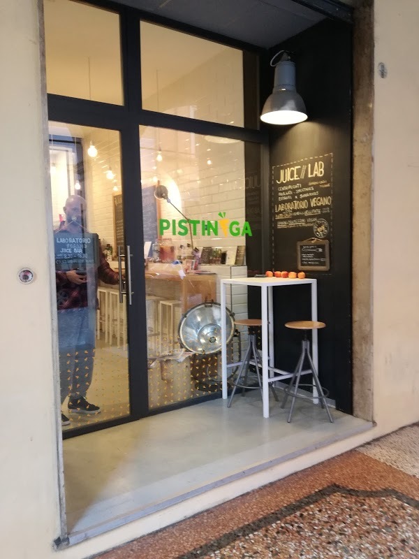 Pistinega, Bologna