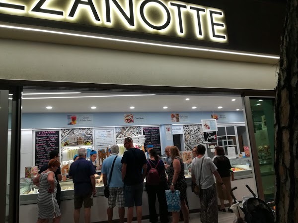 Gelateria Di Mezzanotte, Misano Adriatico