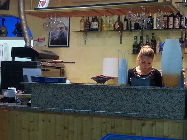 Foto di Pizzeria Anissa - 6/10