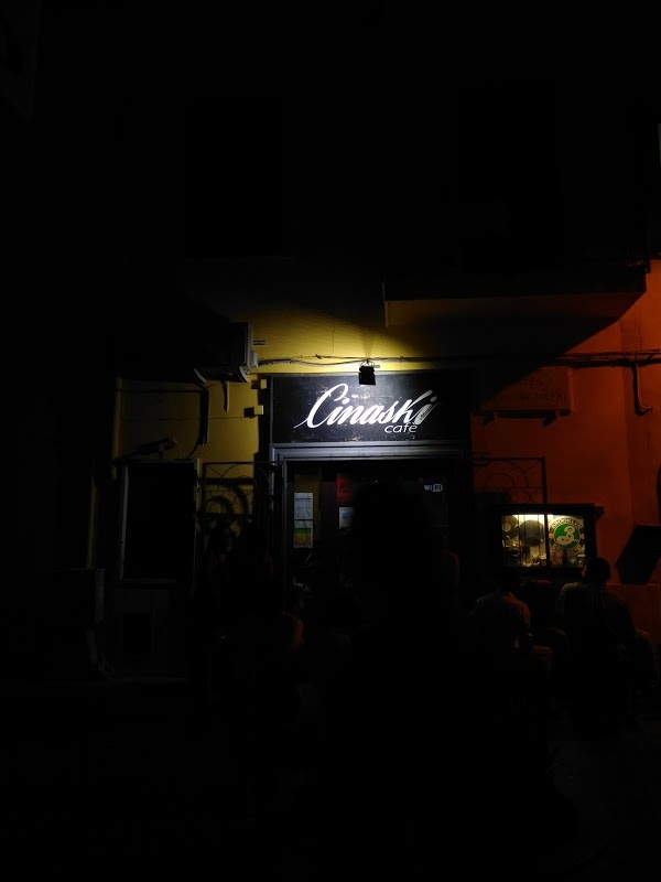 Hank Cinaski Cafe, Nettuno