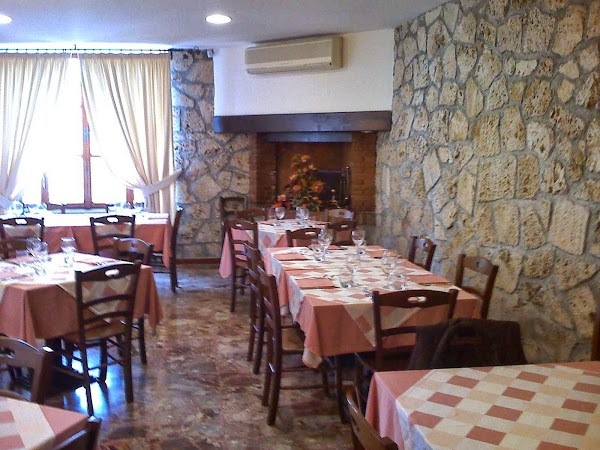 Antica Trattoria Iacovelli, Anticoli Corrado