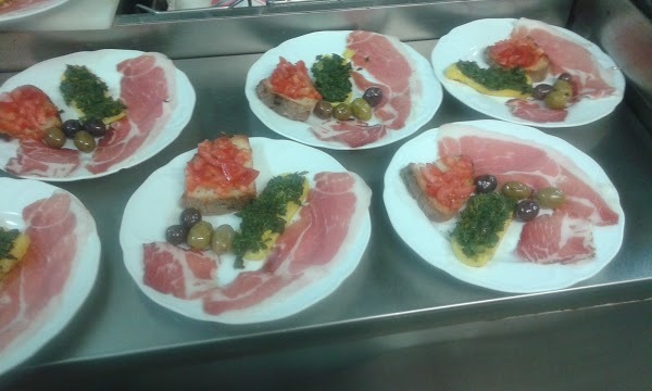 Foto di Is Toro's & I Divi Della Pizza - 9/10