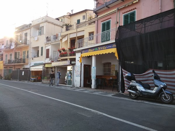 Bar Sole Gelateria Di Cherillo P. E Bruno L.snc, Riva Ligure