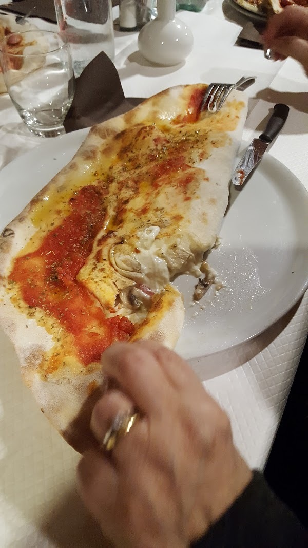 Foto di Pizzeria Ristorante Al Girarrosto - 6/10