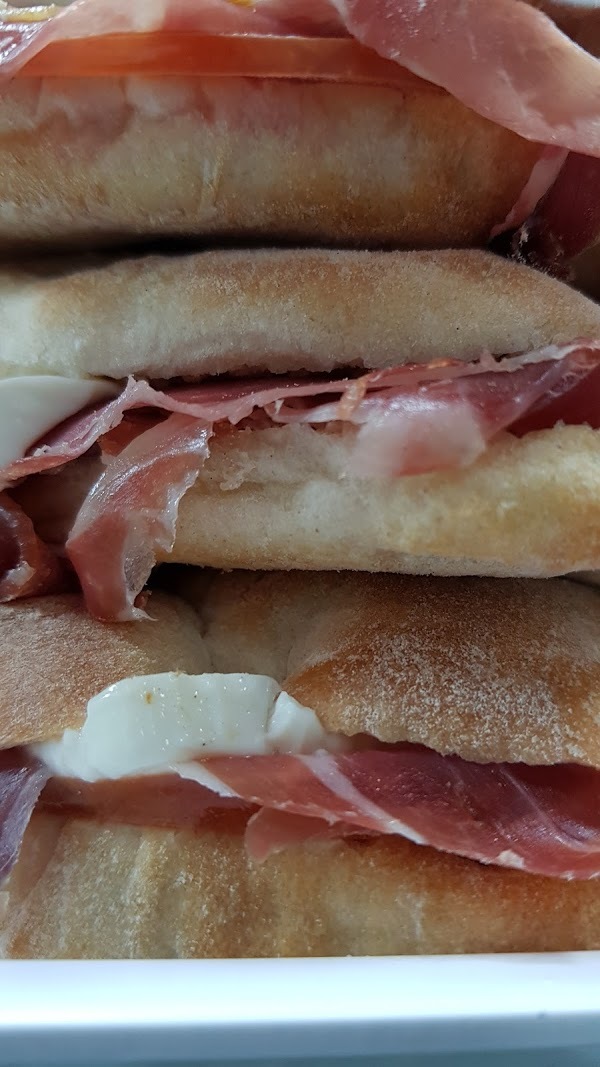 Pino Focaccia Di Tateo Giuseppe, Milano