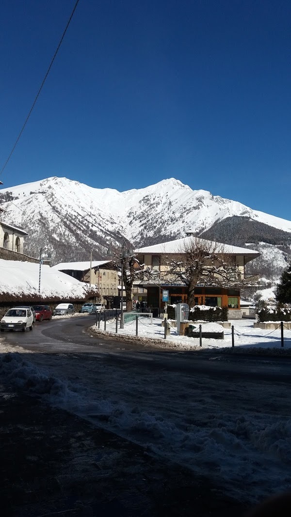 Bar Pizzeria Carrara Di Babayagasrl, Oltre il Colle