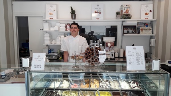 Francesco Gelateria Artigianale Italiana, Torre Boldone