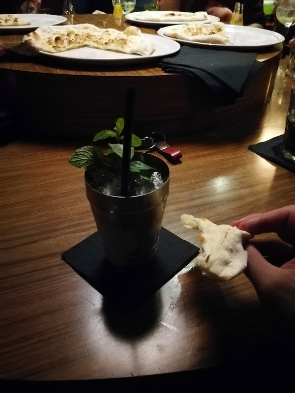 Foto di Cafeteria Restaurant & Lounge Bar - 8/10