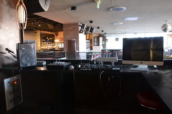Foto di Cafeteria Restaurant & Lounge Bar - 6/10