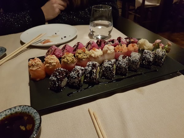 Mookuzai, Milano