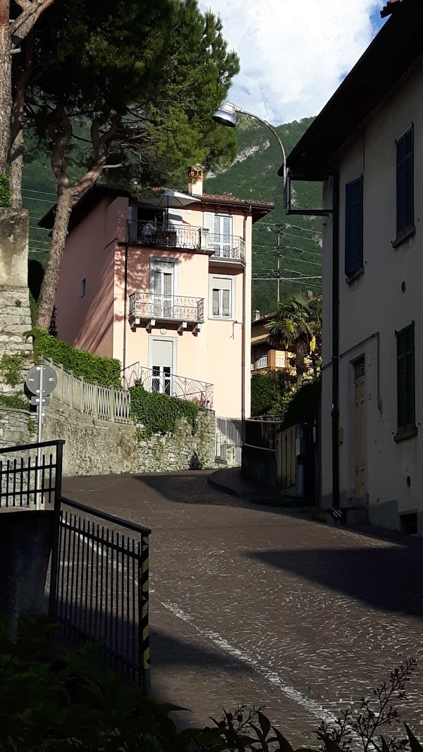 Sister's Cafè, Lierna