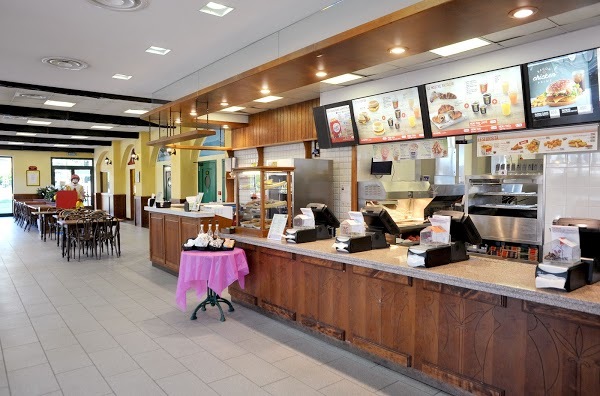 Mcdonald's, Verbania