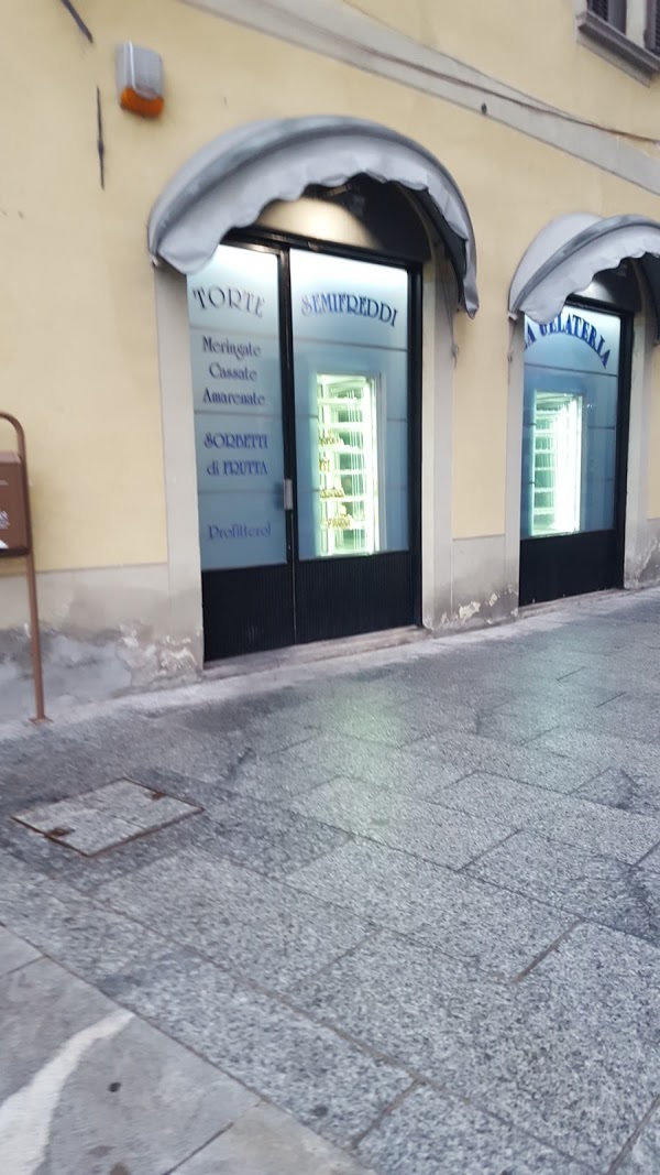 La Gelateria Di De Cet E Alfieri Snc, Borgosesia