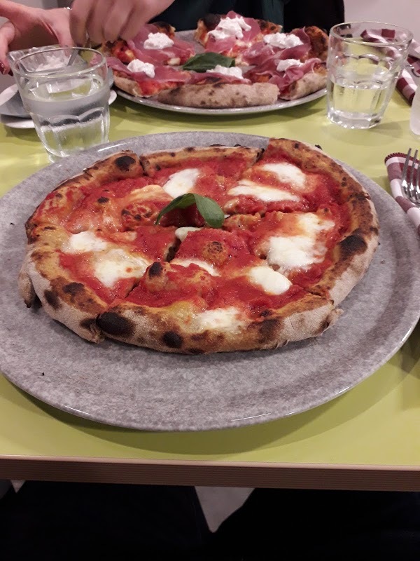 Ristorante-pizzeria Le Strade Della Bufala, Catania