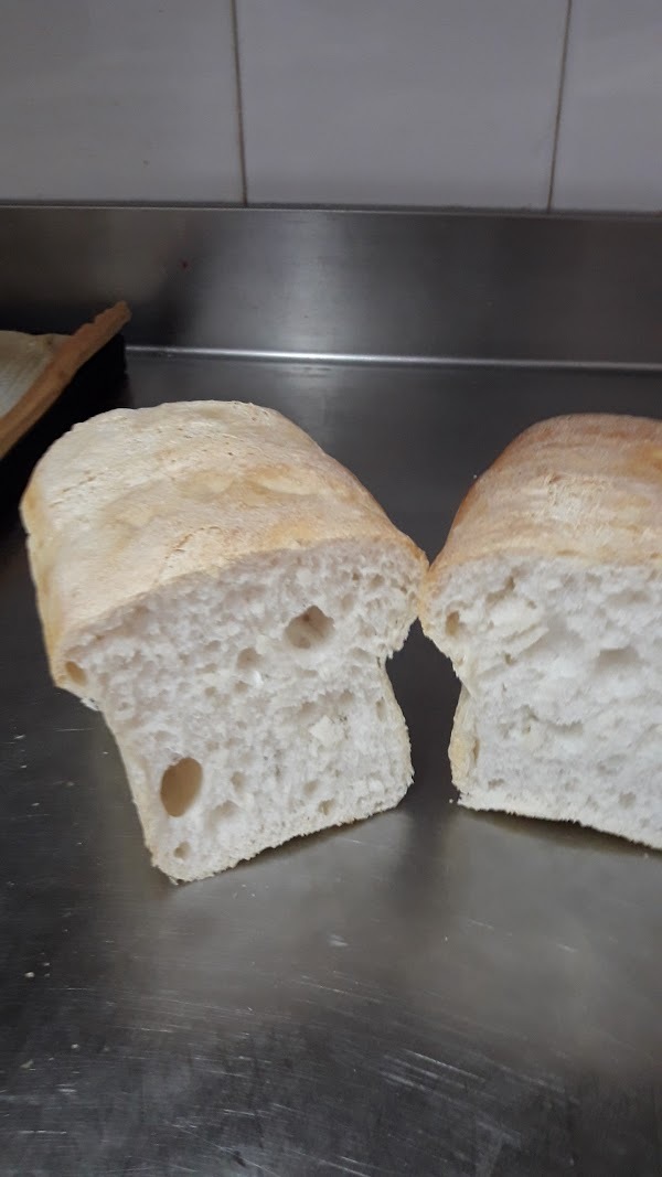 Foto di Pizzeria Etnei - 6/10