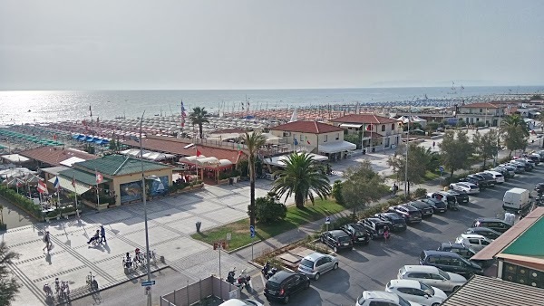 Bagno Conte Rosso, Camaiore