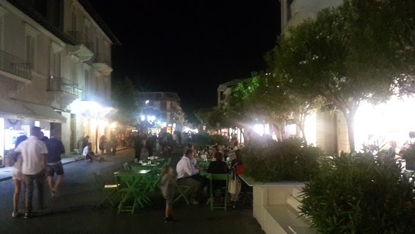 Salumeria Dai Parmigiani, Forte Dei Marmi