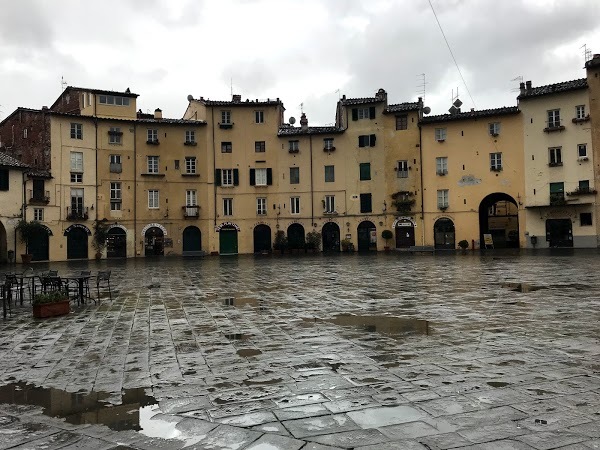 Il Quadrifoglio Di Uka Emanuel, Lucca