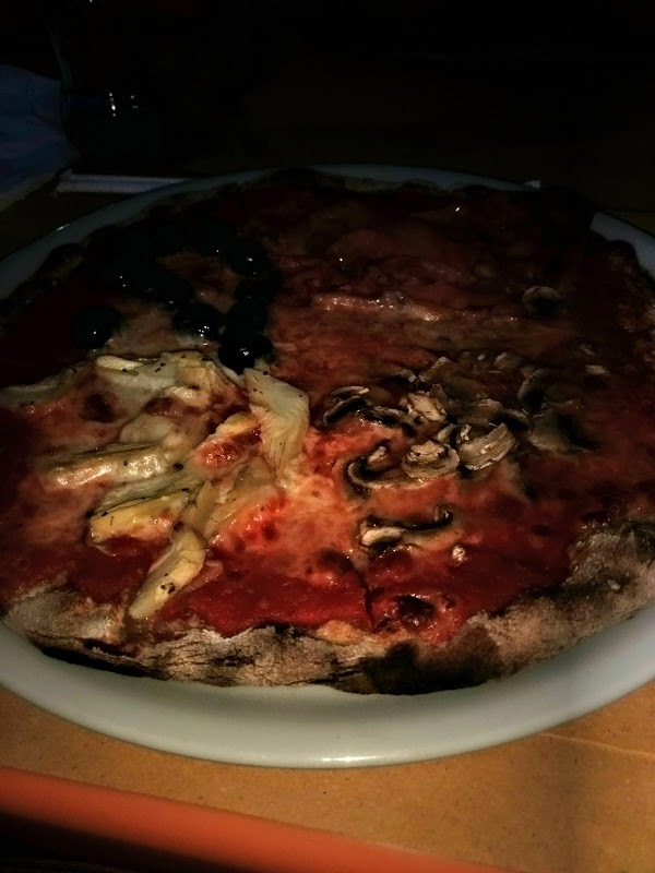 L' Angolo Della Pizza, Massa