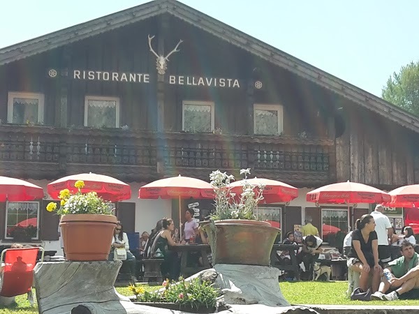 Rifugio Ciampedie, Vigo di Fassa