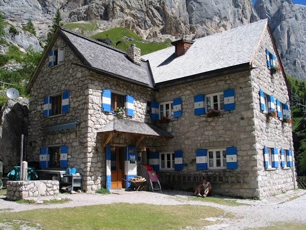 Rifugio Falier, Rocca Pietore