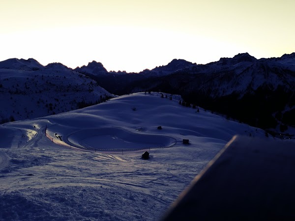 Foto di Rifugio Bec De Roces - 9/10