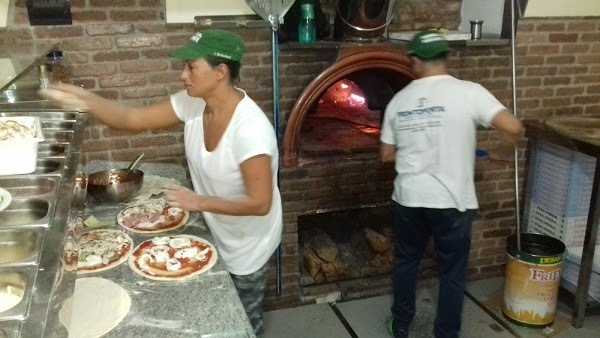 Pizzeria Phoenix~, Taranto