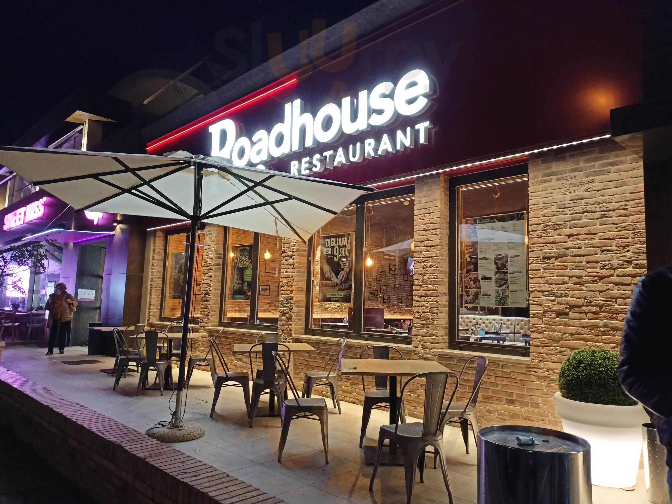 Foto 10 di Roadhouse Grill - Grosseto