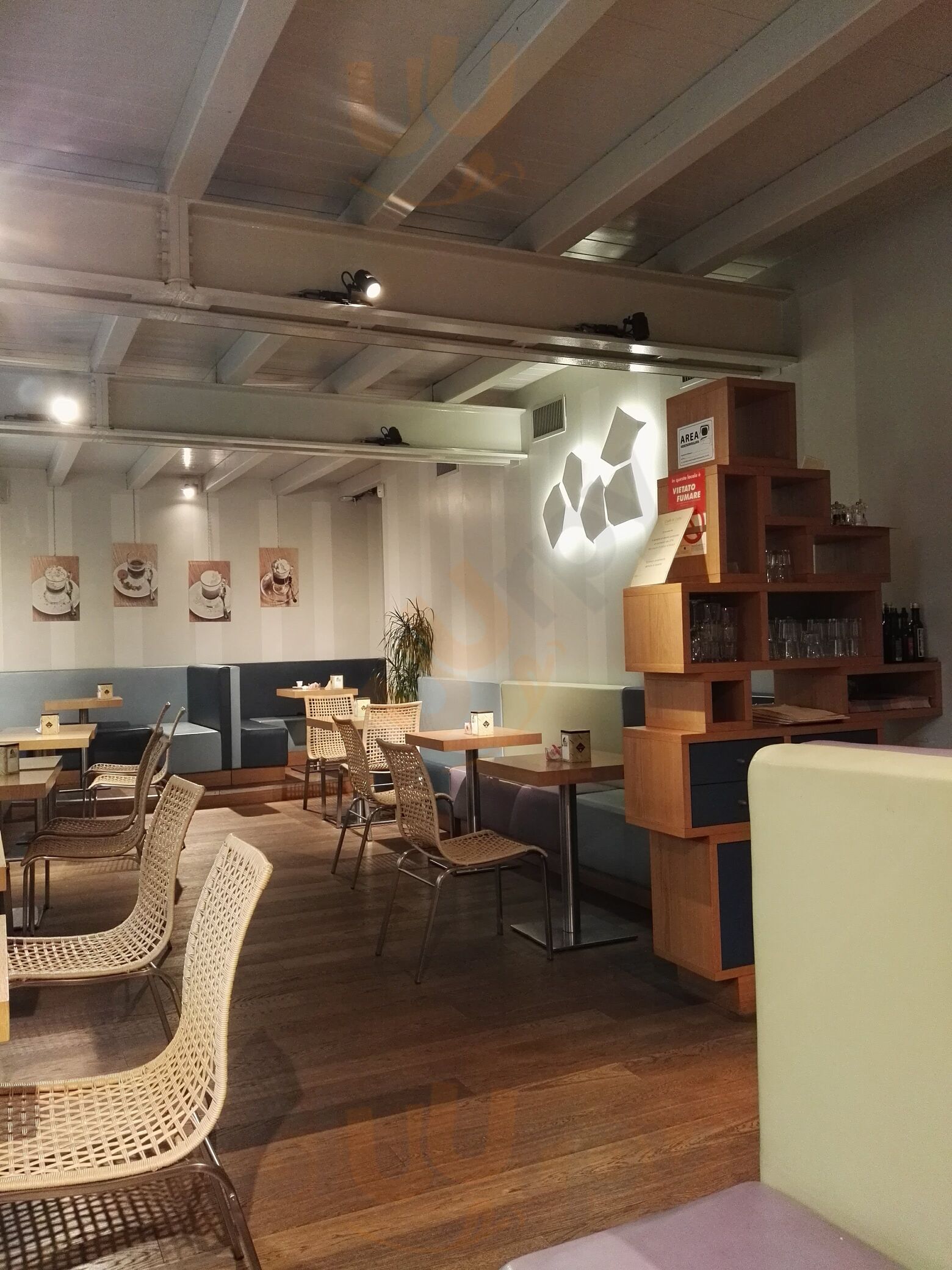Foto di Caffe'e Caffe' - 4/10