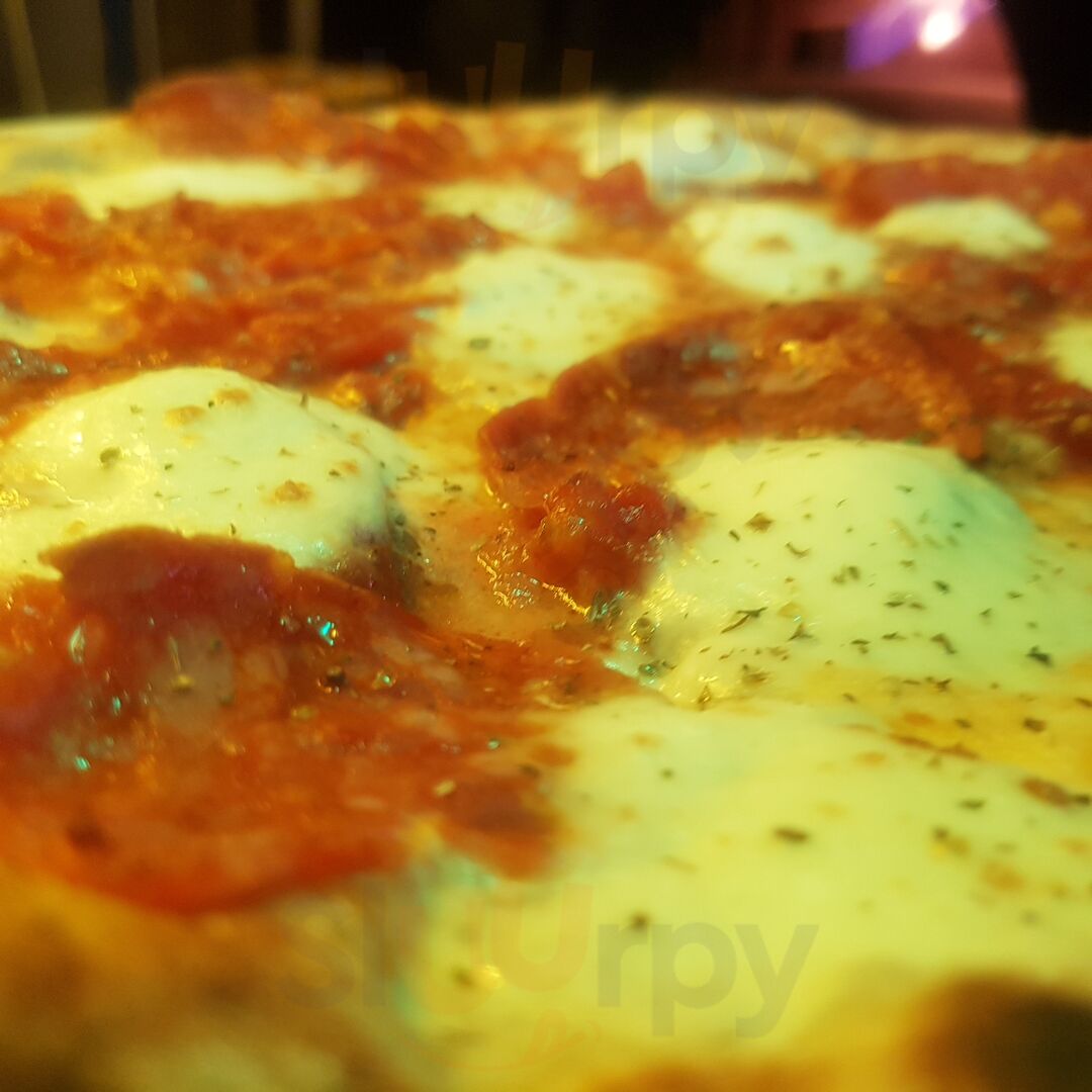 Foto di Da Nasti Pizzeria Alla Bella Napoli - 6/6