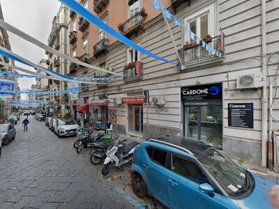 Pizzeria Napoli Centro, Napoli