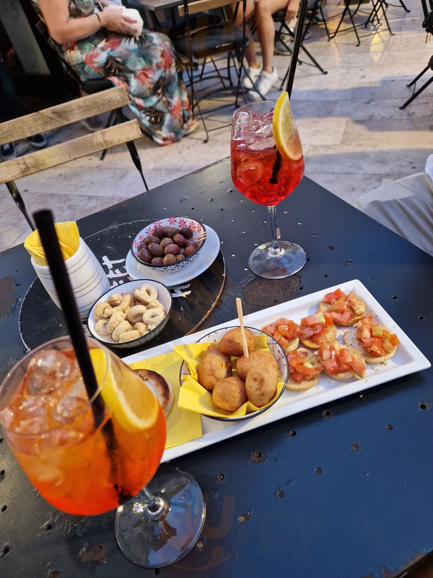 Gemelli Lounge Bar, Lecce