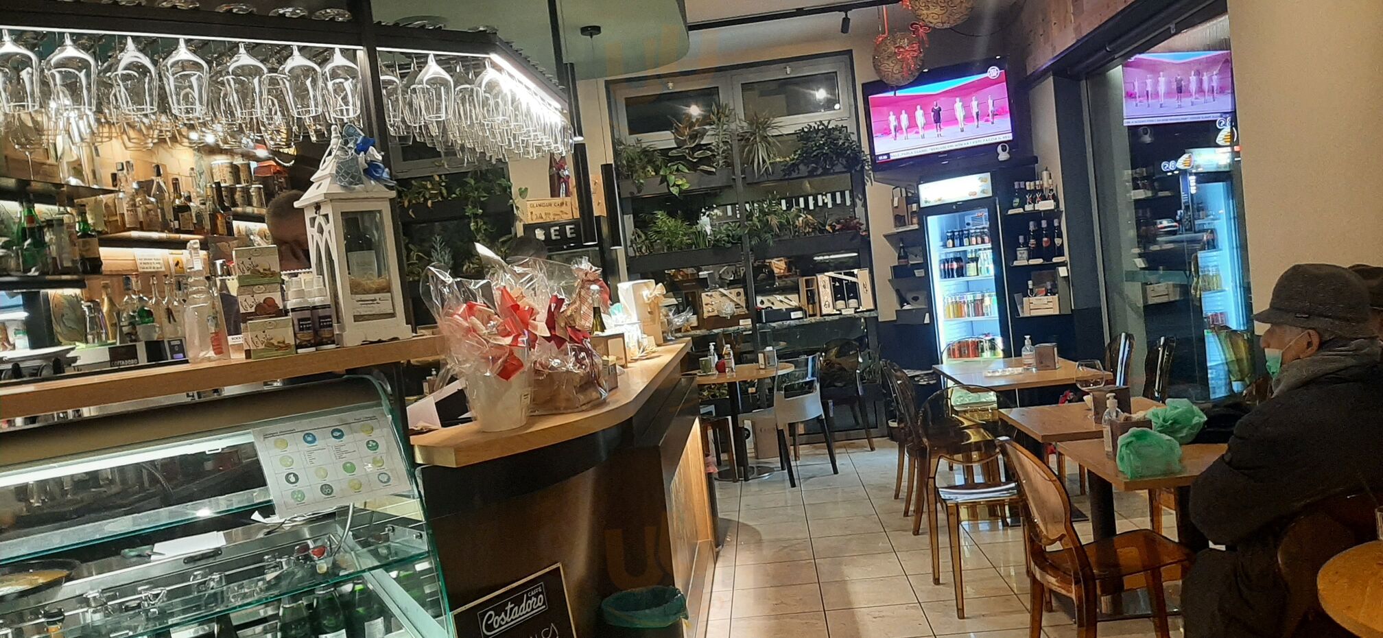 Foto 10 di Glamour Wine Cafe' - Padova
