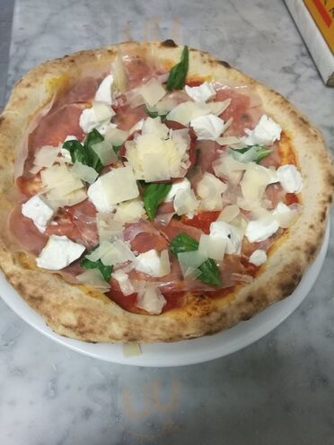 Foto 7 di Pizzeria Rebeka - Modena