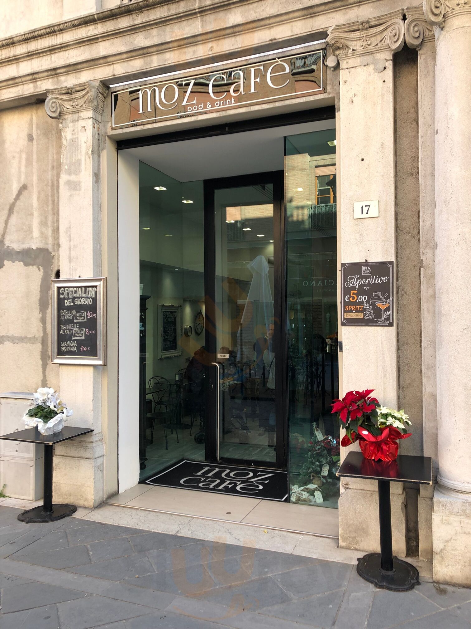 Foto 10 di Moz Cafè - Rimini
