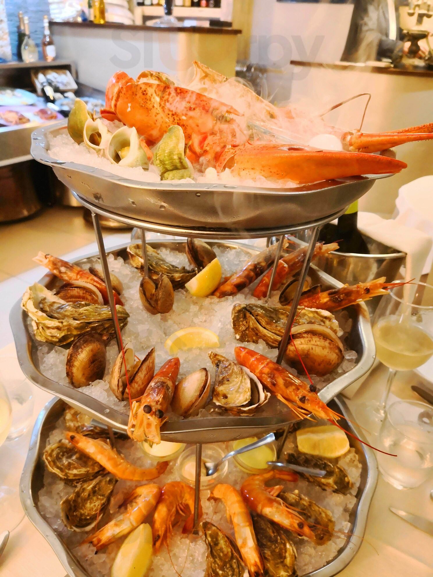 Foto 4 di Le Plateau Royal Ostriche E Crostacei