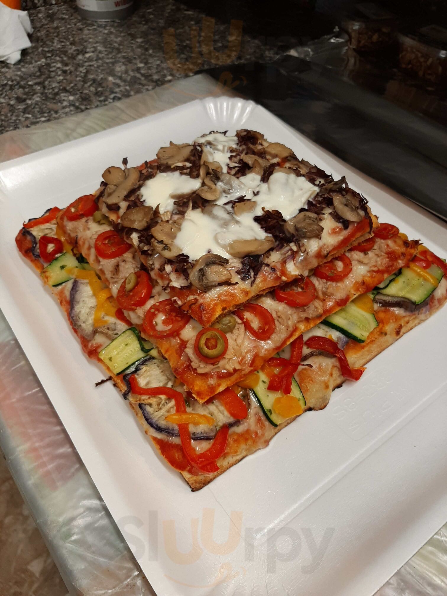 Foto 8 di Pizza & Party - Verona