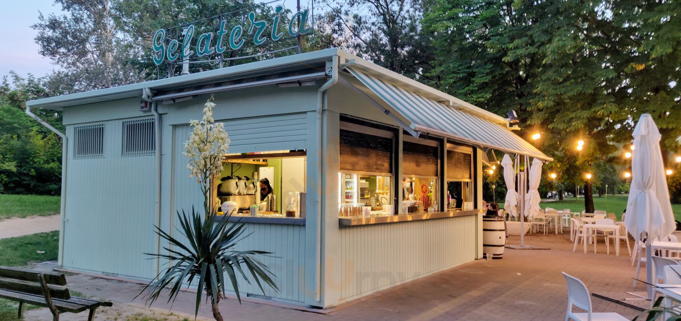 Foto di Bar Gelateria Parco Dei Cedri - 6/6