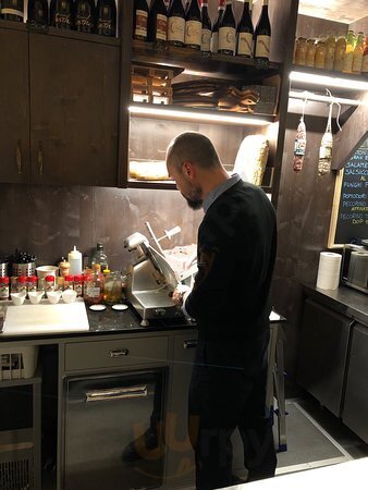 Foto di Enoteca Wine Bar Retrogusto - 8/10